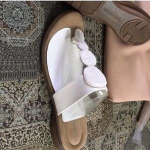 Naturalizer Jillian 8.5 White Beaded Sandal